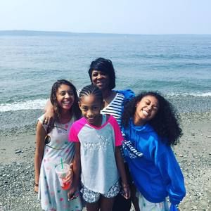 Meet your Posher, Deborah